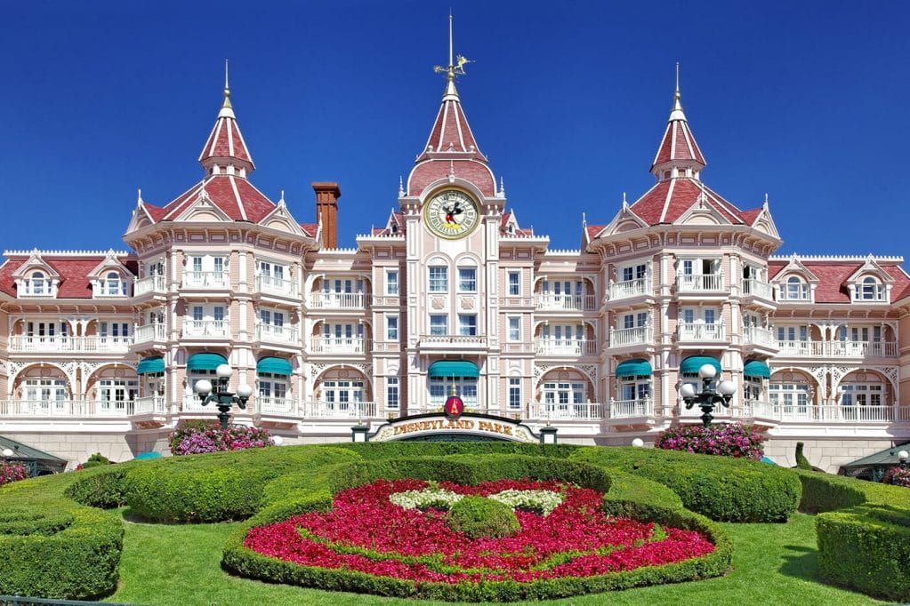 Les meilleurs jeux concours Disneyland Paris pour gagner des séjours de rêve gratuits