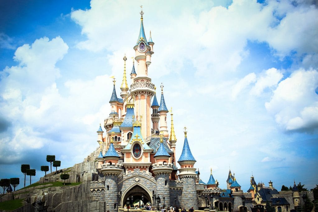 Les meilleurs jeux concours Disneyland Paris - Avril 2023 13 Les meilleurs jeux concours Disneyland Paris pour gagner des séjours de rêve gratuits
