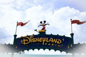 Les meilleurs jeux concours Disneyland Paris pour gagner des séjours de rêve gratuits